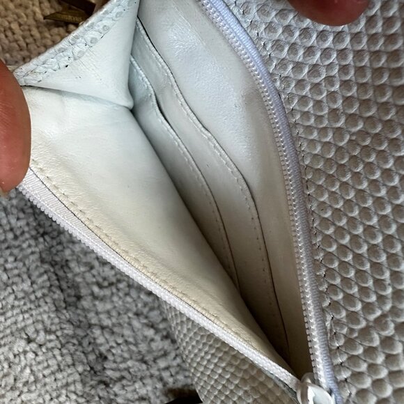 Vintage Lisette New York Embossed Pearlescent White Leather Pochette Crossbody - Picture 8 of 8
